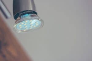 Elija sus luces LED para iluminar su hogar