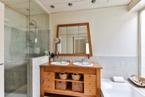¿Cómo arreglar un baño a un precio más bajo?
